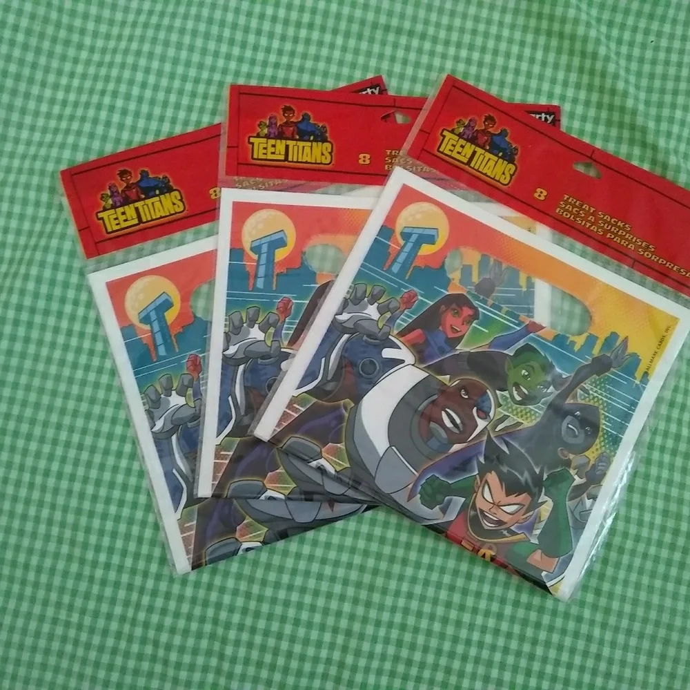 3 Packages Teen Titans Party Treat Sacks Hallmark
